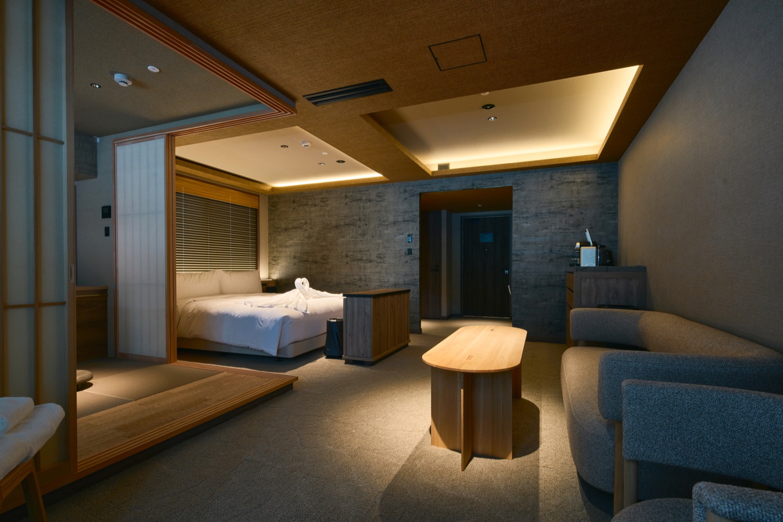 Premium King bedroom 4