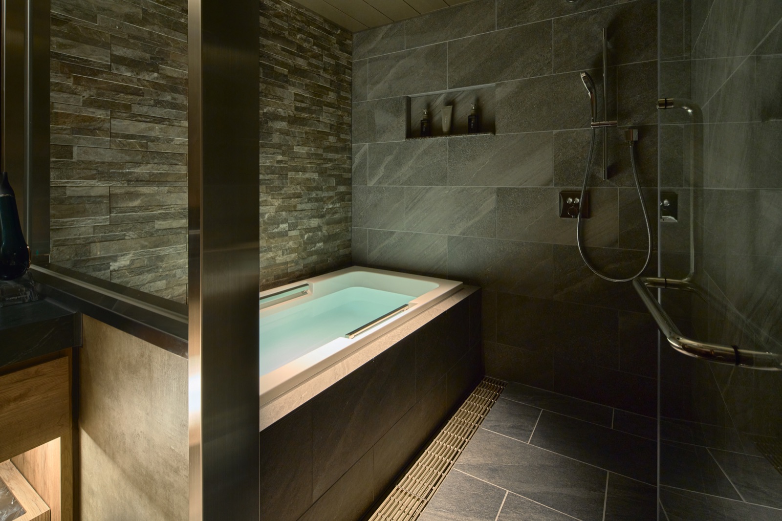 Premium Twin bath 3