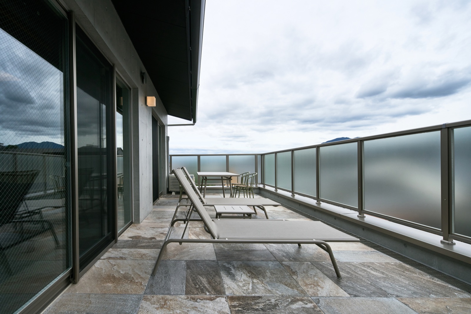 Suite King balcony 2