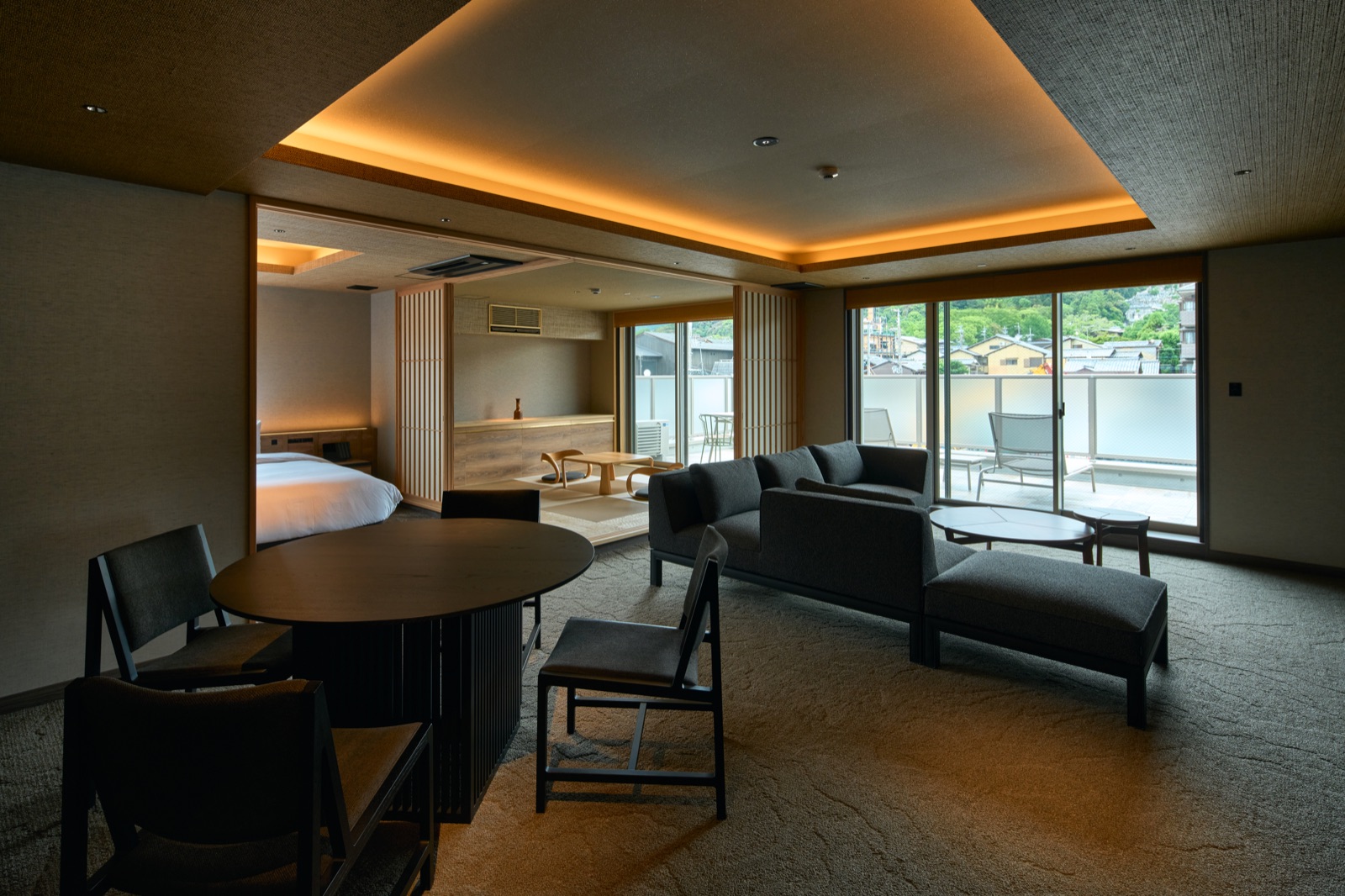 Suite King living room 6